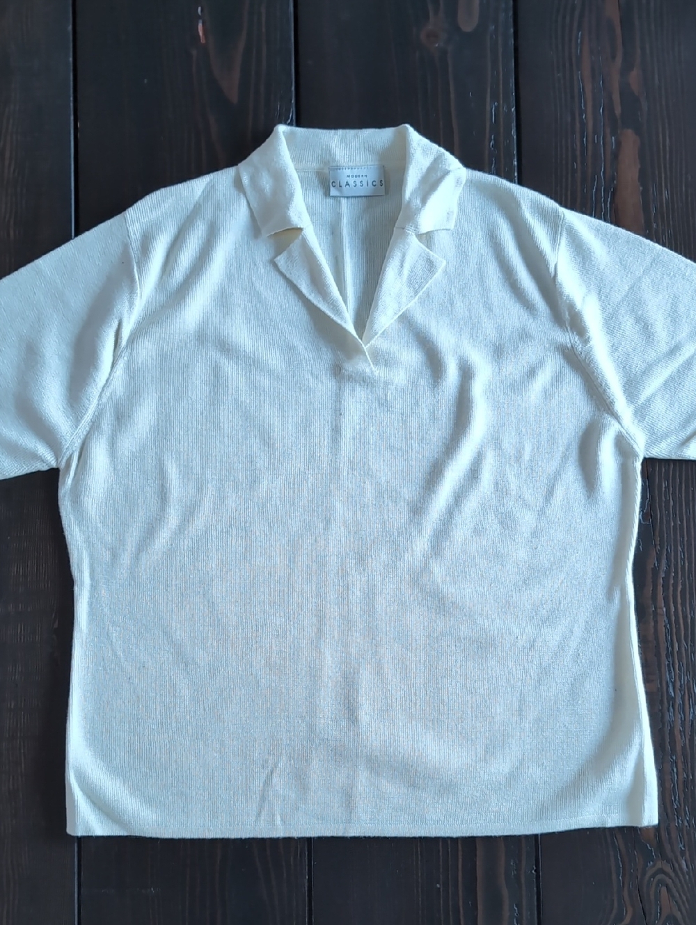 Vintage Woman's Classic Open-Collar Short-Sleeve Knit Sweater in Cream